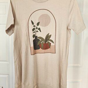 Bella Canvas Size Medium Creme Color Boho Shirt